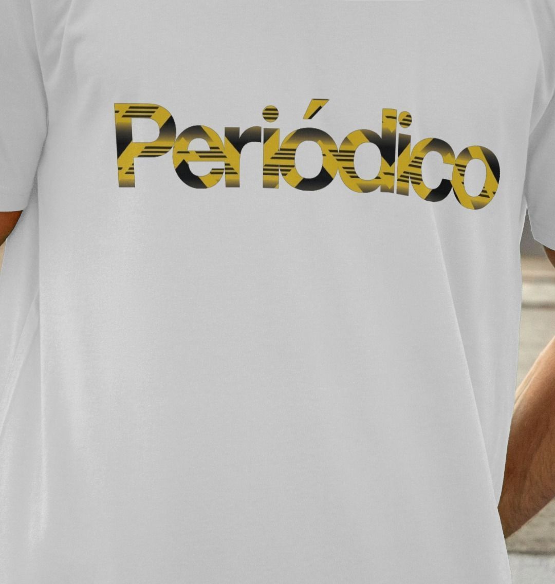 Periodico Banana - High-quality apparel & accessories > clothing > clothing tops > t-shirts featuring a unique football-inspired design. Perfect for fans and collectors.